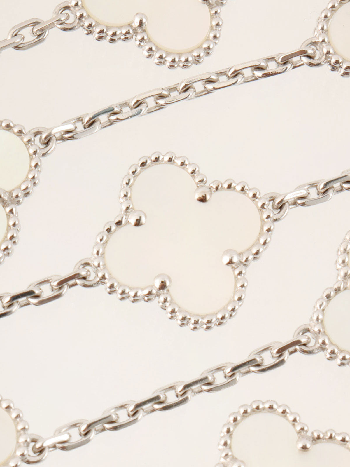 18K Vintage Alhambra 20 Motif Necklace in White/Silver