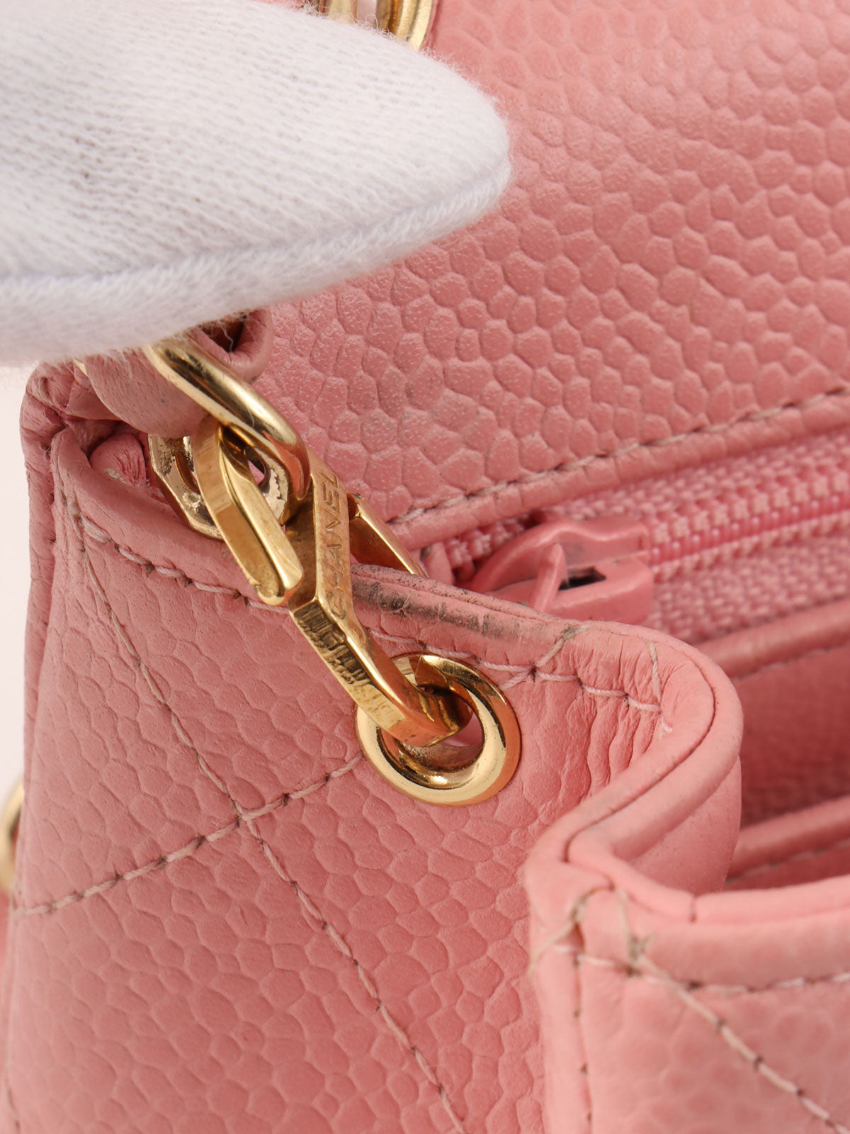 2003年頃製 キャビアスキンクラシックフラップチェーンバッグミニ ピンク