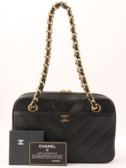 2000 Caviar Skin V-Stitch CC Mark Handbag Black
