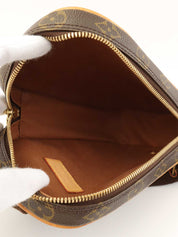 2004年製 キャンバスモノグラムポシェットガンジュ ブラウン