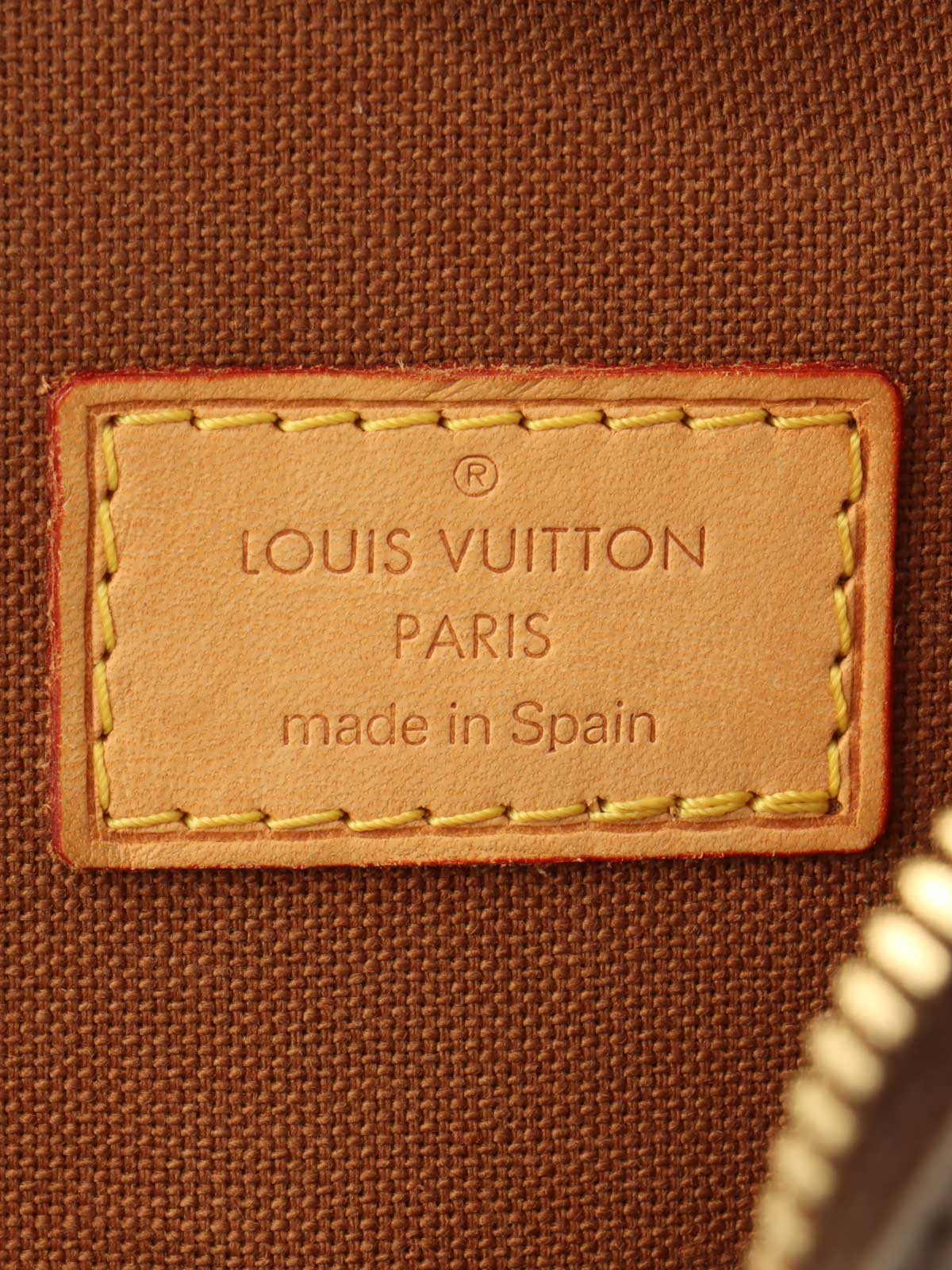 2004年製 キャンバスモノグラムポシェットガンジュ ブラウン