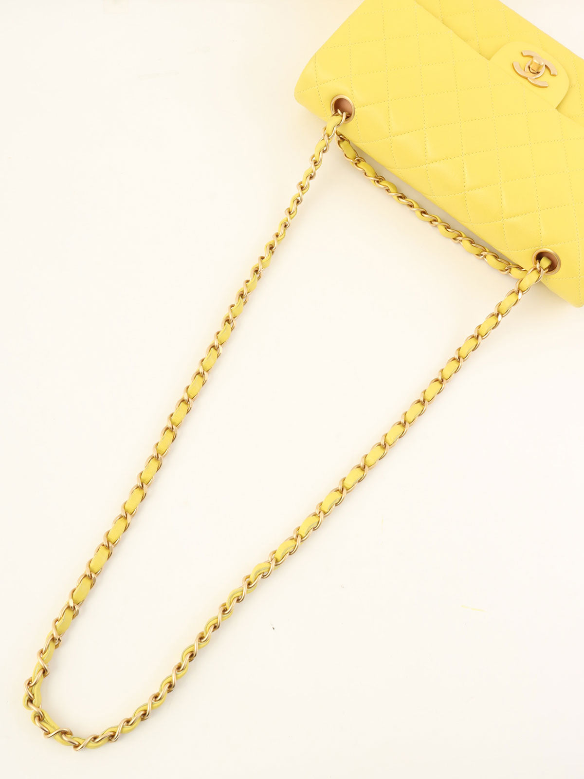 2000 经典翻盖链条包，25厘米，黄色