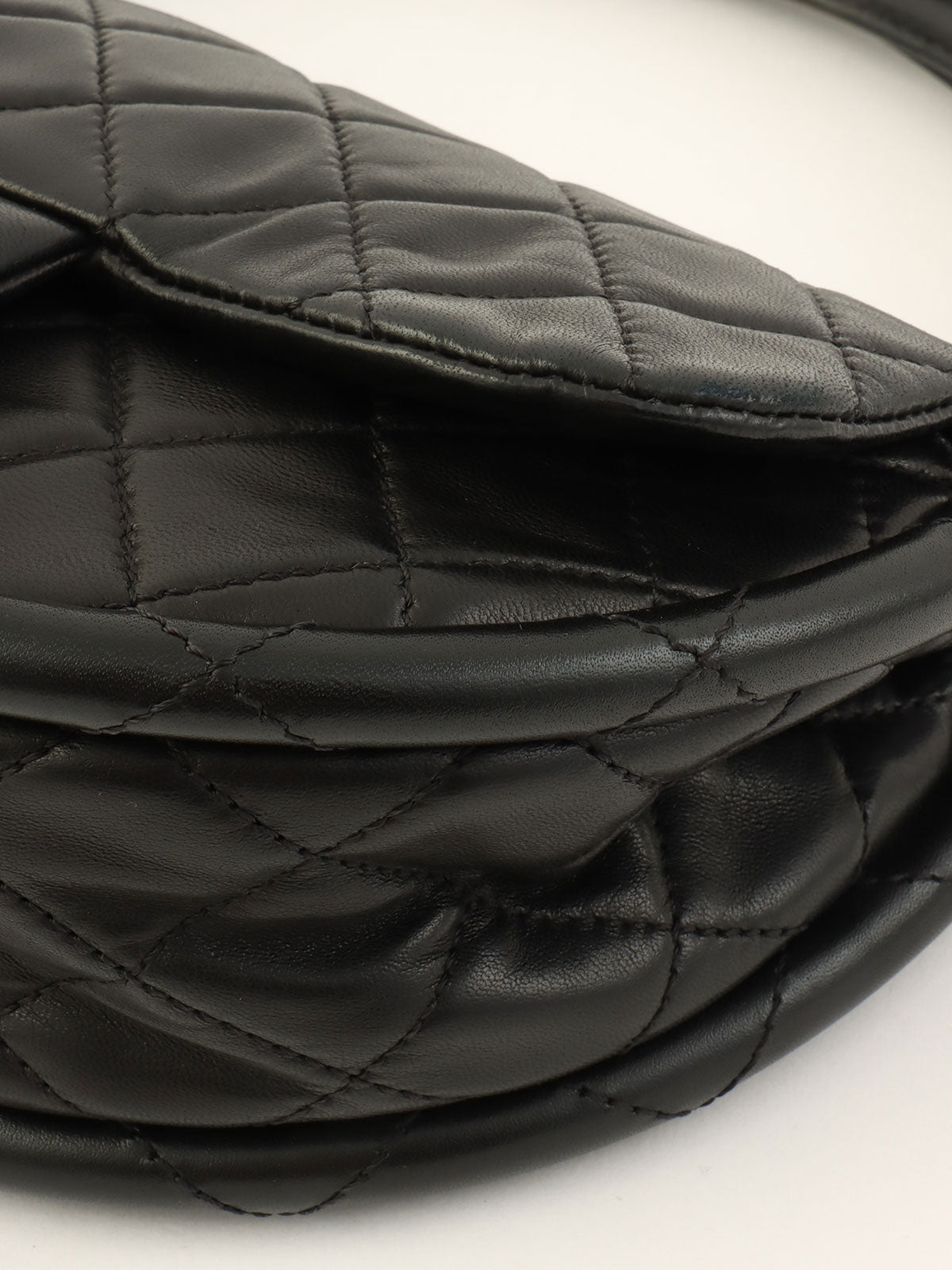 2014年頃製 マトラッセフラフープハンドバッグ ブラック