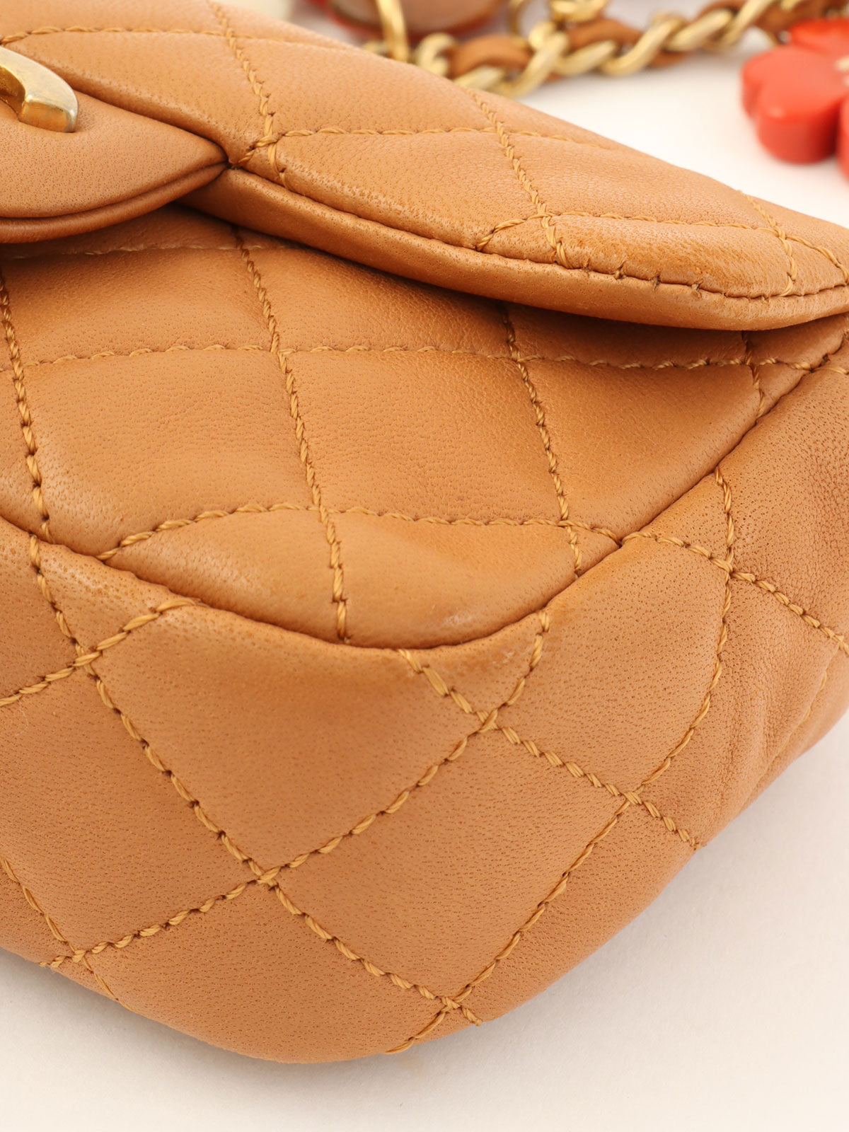 2014 CC 旋转锁扣吊坠链条包迷你棕色