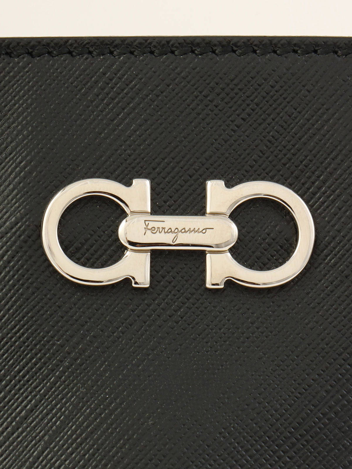 Gancini Plate 2-Way Bag Black