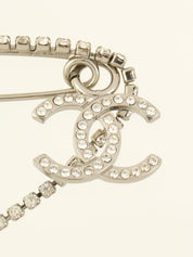 CCマークラインストーンデザインブローチ シルバー