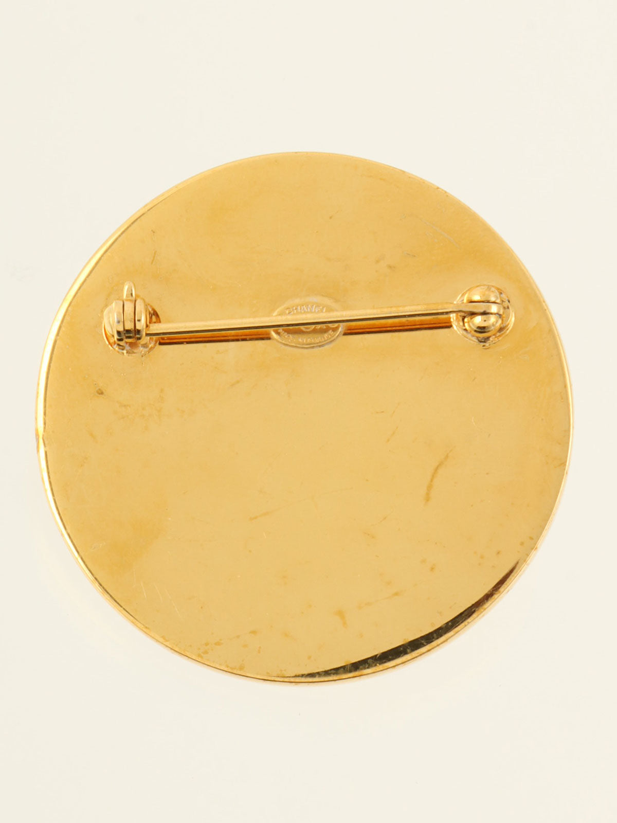 1997年製 ラウンドターンロックCCマークブローチ ゴールド