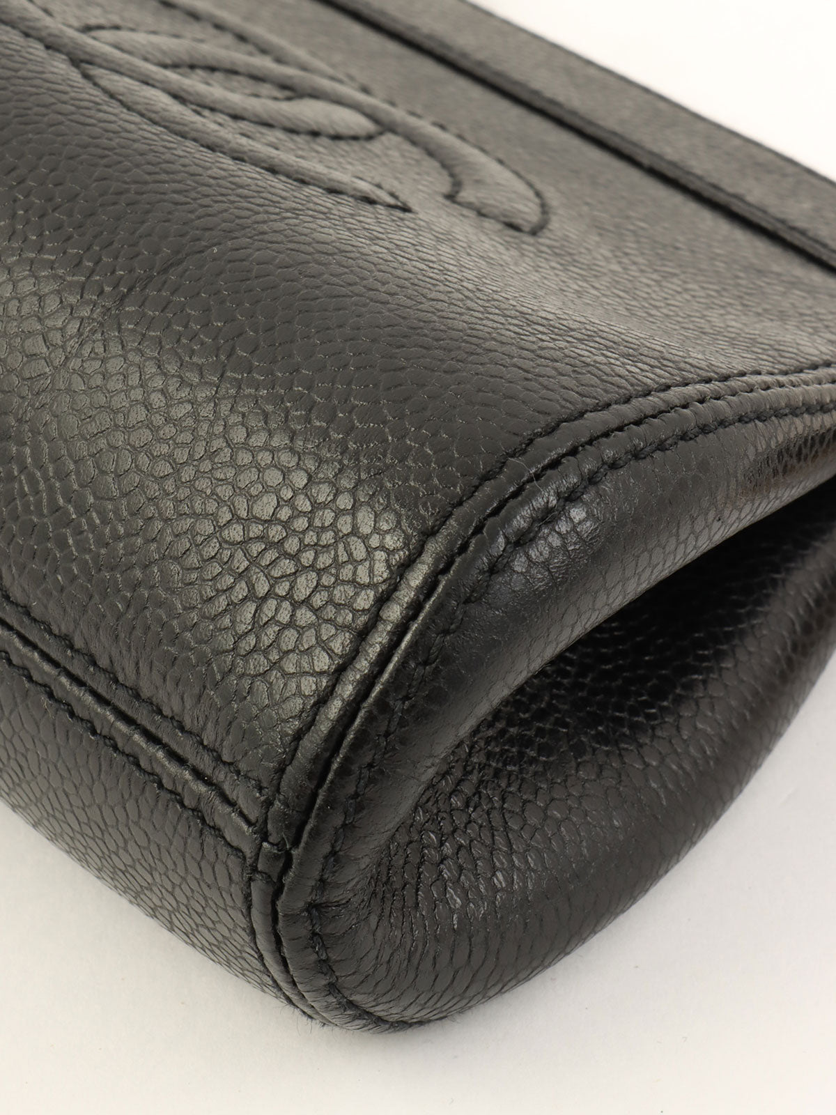 1998 Caviar Skin CC Mark Stitch 黑色迷你链条单肩包