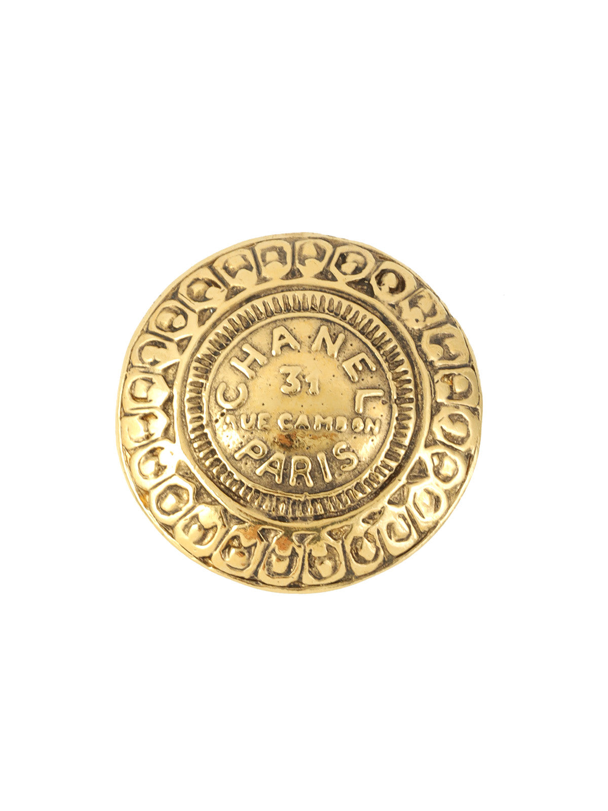 金色圆形logo胸针