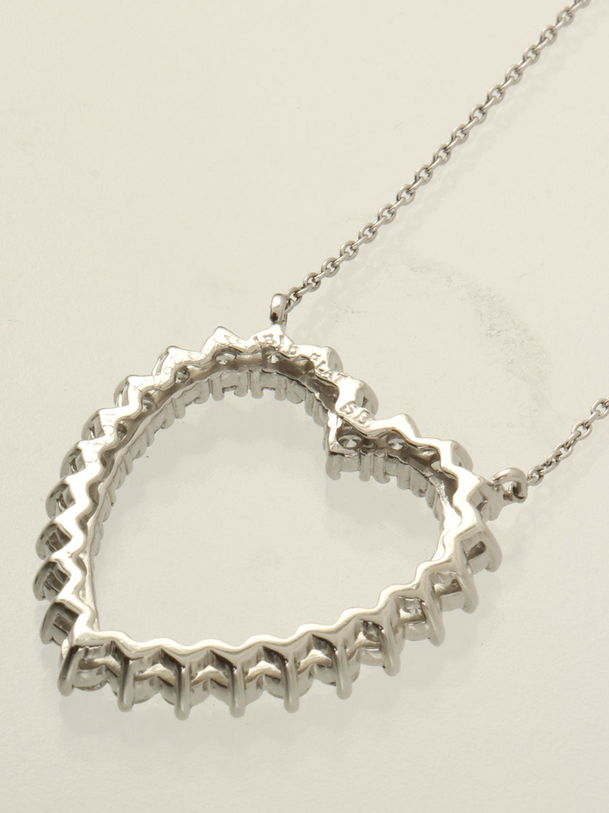 18Kダイヤモンドハートモチーフネックレス ホワイトゴールド