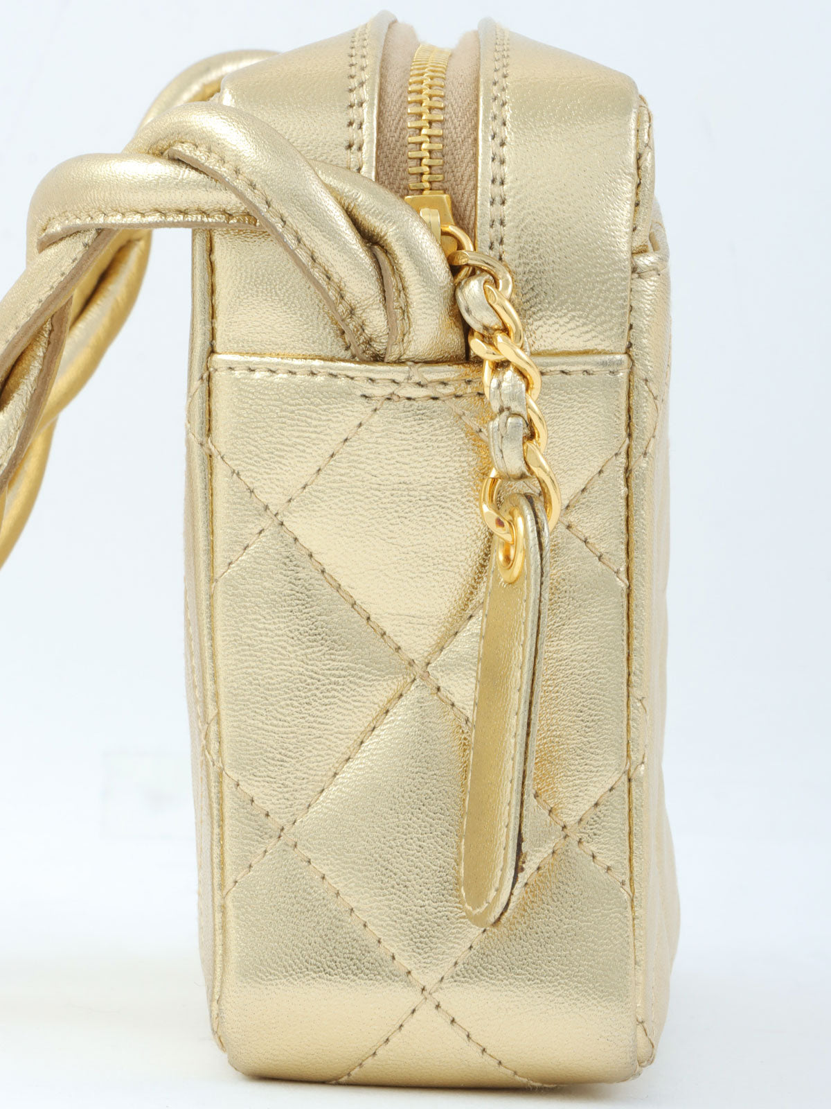 1997 Matelasse CC Mark Stitch Shoulder Bag Gold