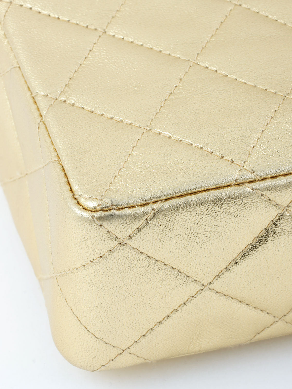 1997 Matelasse CC Mark Stitch Shoulder Bag Gold