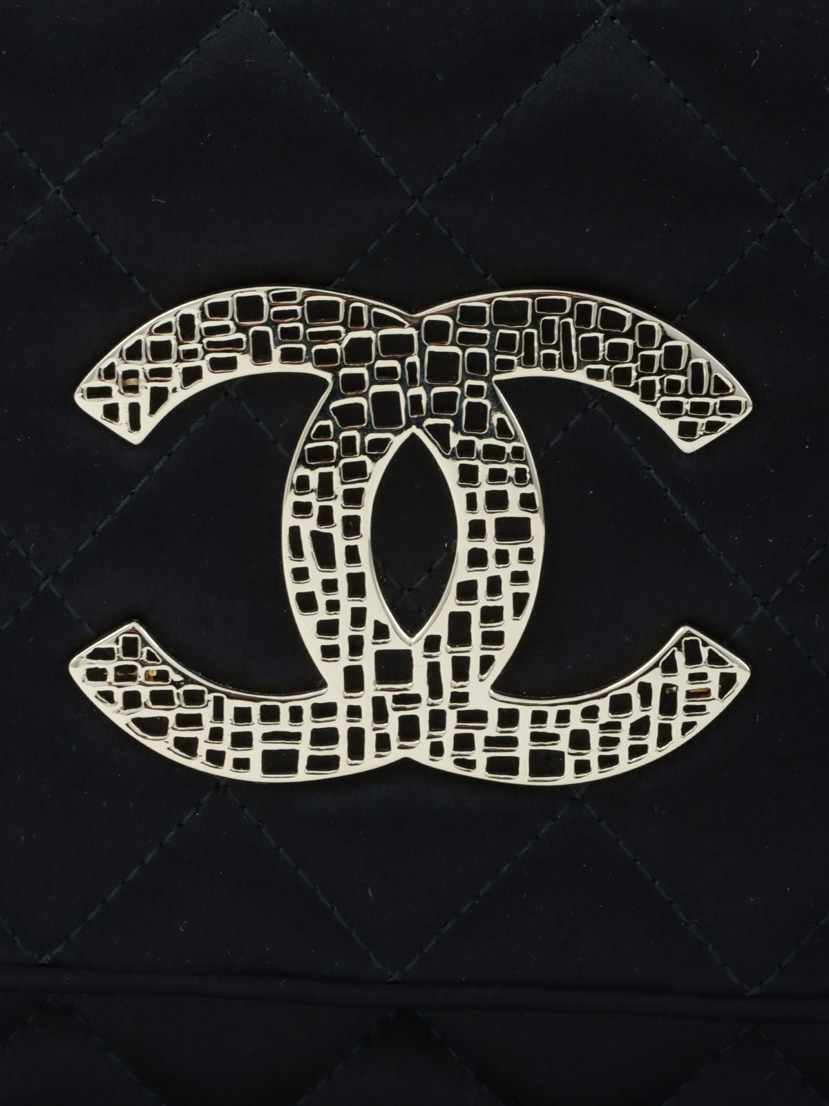 2014年頃製　シルクサテンCCマークステッチバタフライチェーンバッグ　ブラック