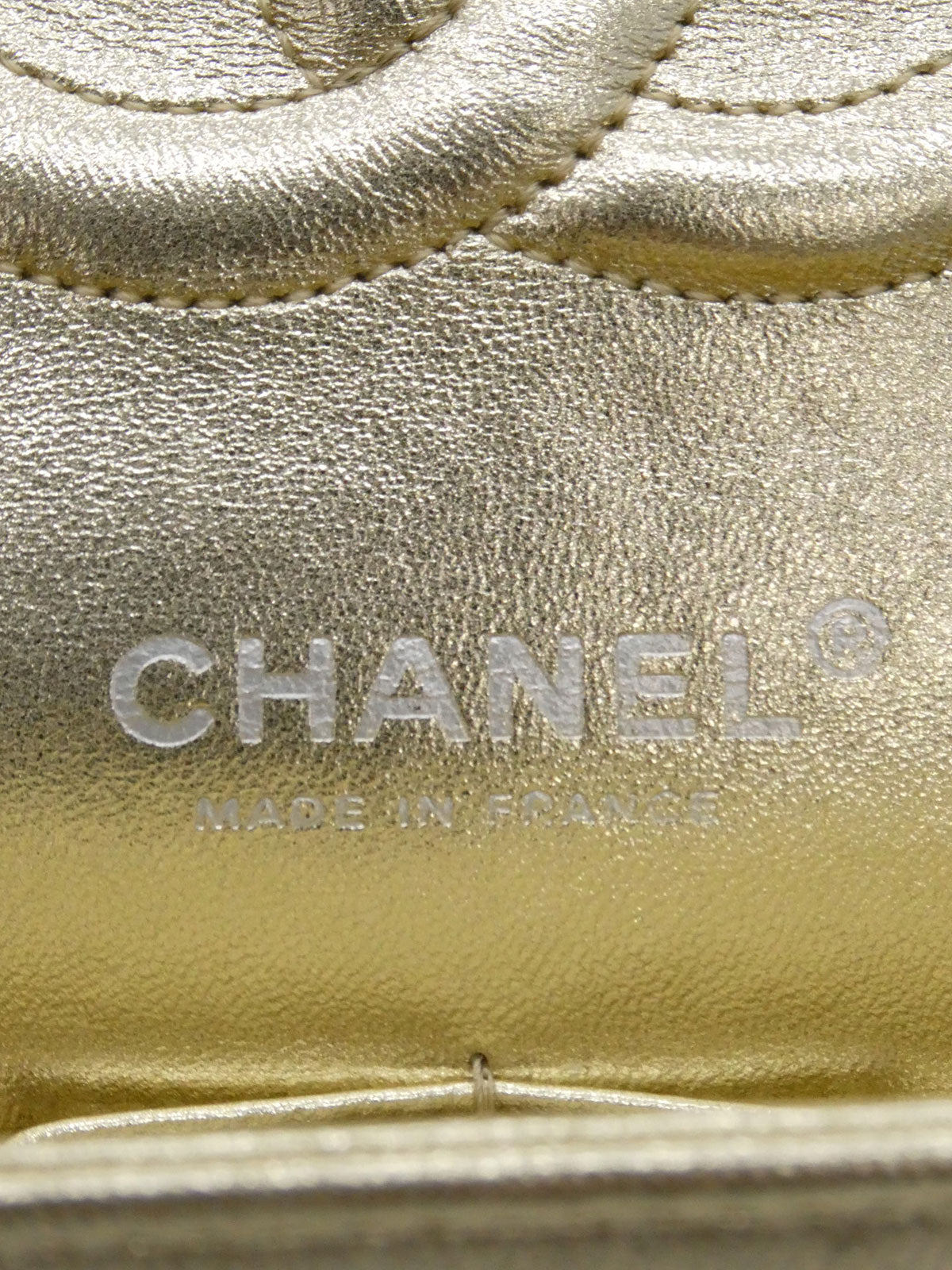 2003 Classic Flap Chain Bag 25cm Metallic Gold