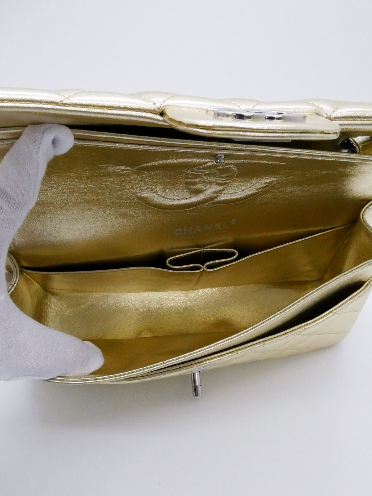 2003年頃製 クラシックフラップチェーンバッグ25cm メタリックゴールド