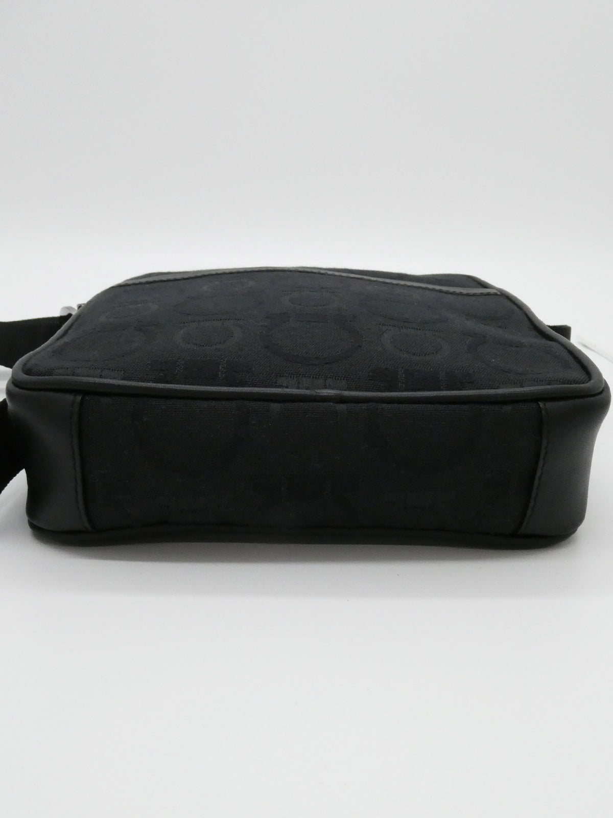 ガンチーニパターンショルダーバッグ ブラック