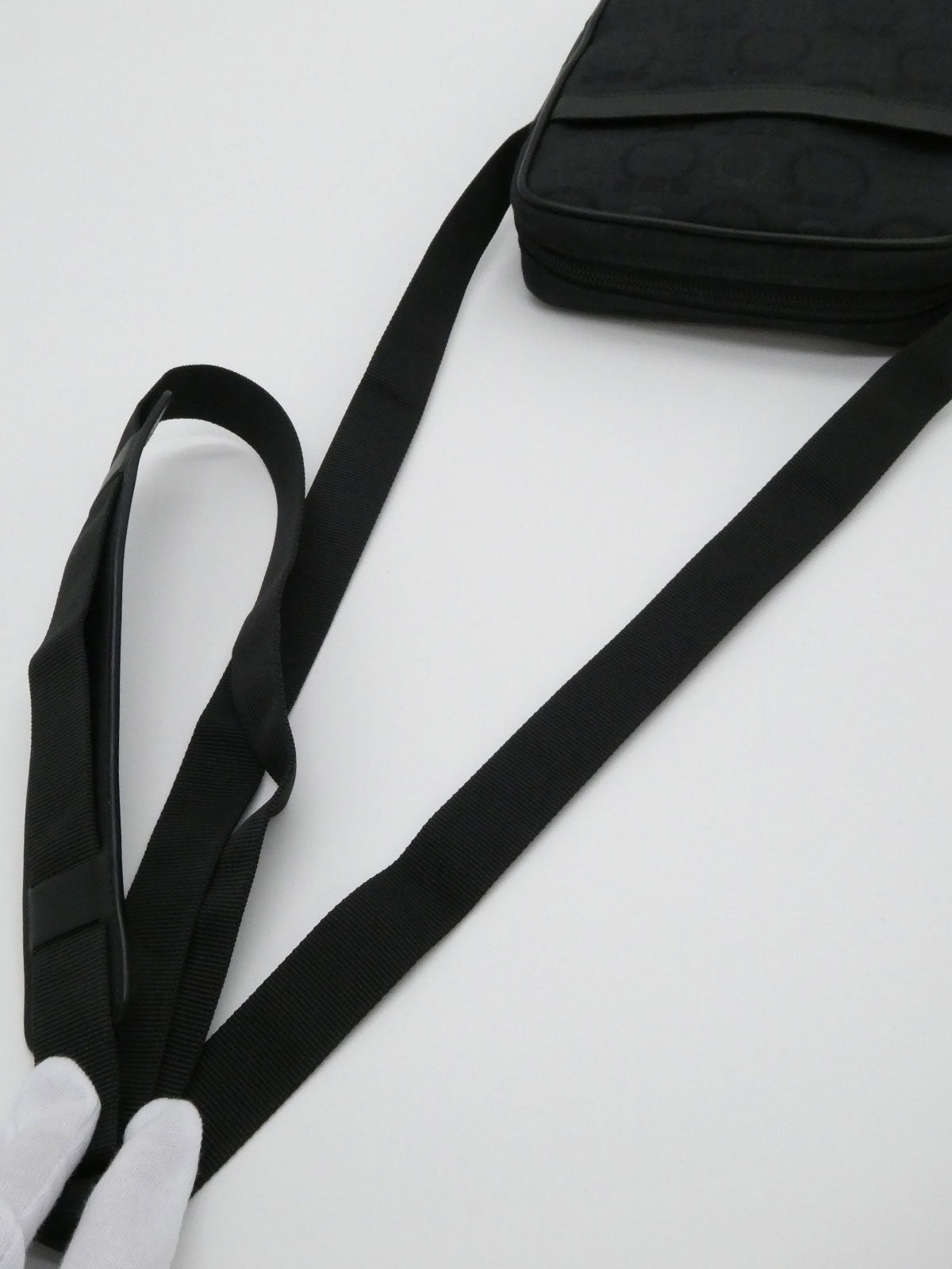 ガンチーニパターンショルダーバッグ ブラック