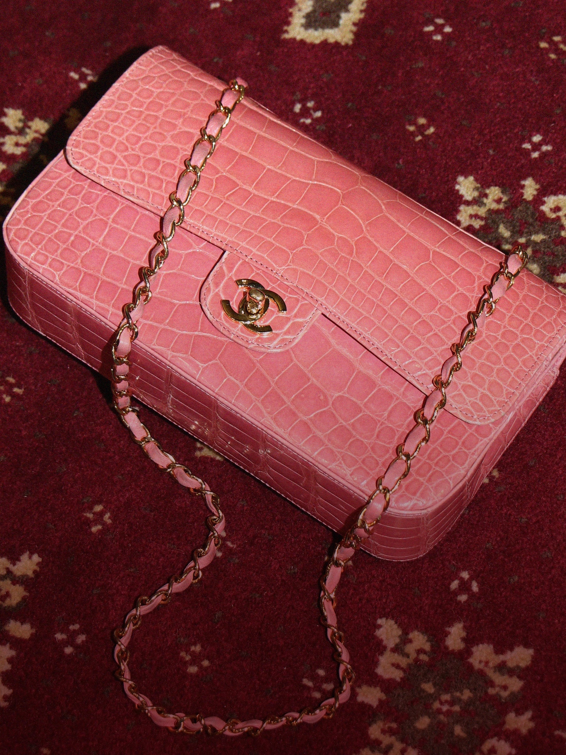 QOO_202510_chanel10off-mobile.webp
